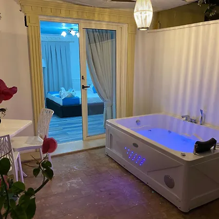 Апарт-отель Luxury Jacuzzi Filomena Марина-ди-Камерота
