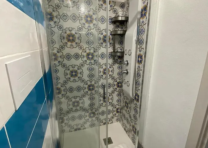 Apartahotel Luxury Jacuzzi Filomena 4*