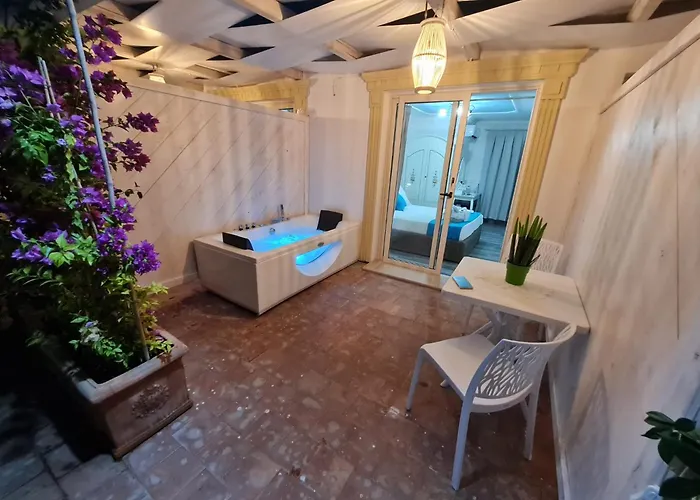 Luxury Jacuzzi Filomena 4*